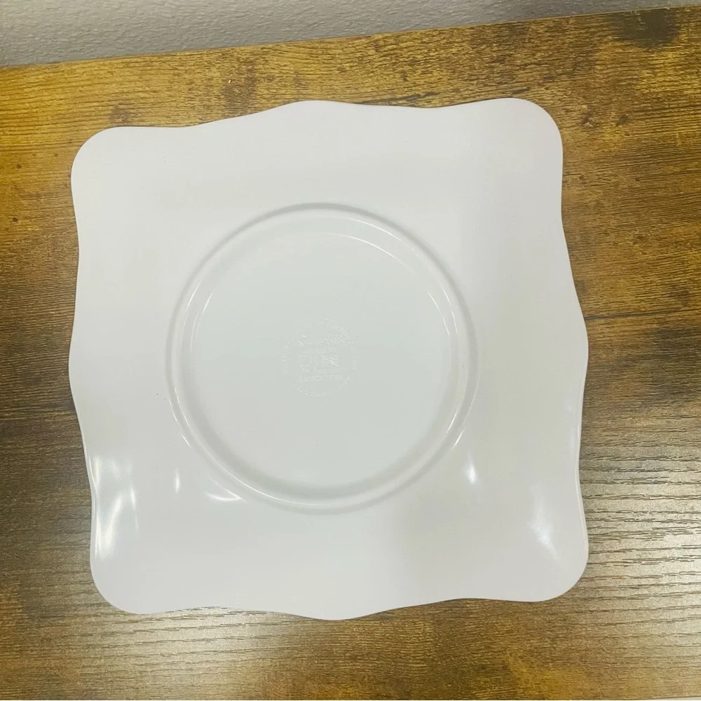 Sur La Table Floreal Melamine Dinnerware 2 Bowls & Single 9” Luncheon Plate